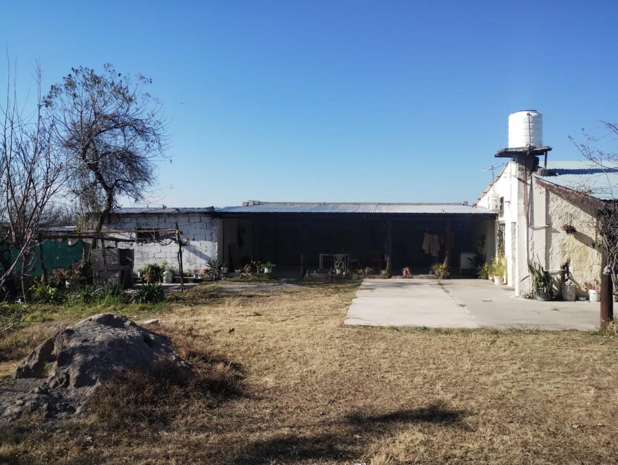 CASA EN VENTA - CAMPO QUIJANO