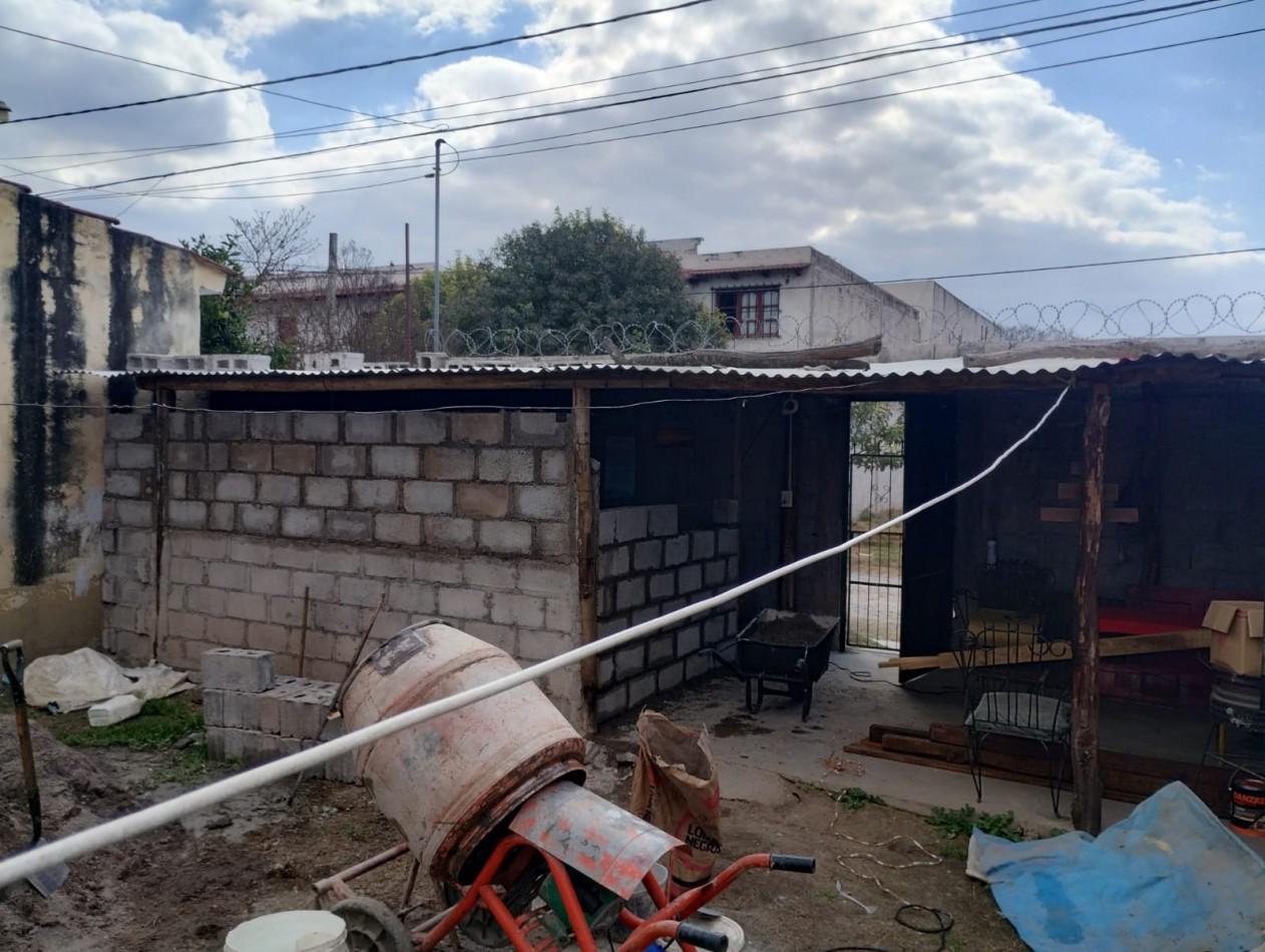 CASA EN VENTA - CERRILOS