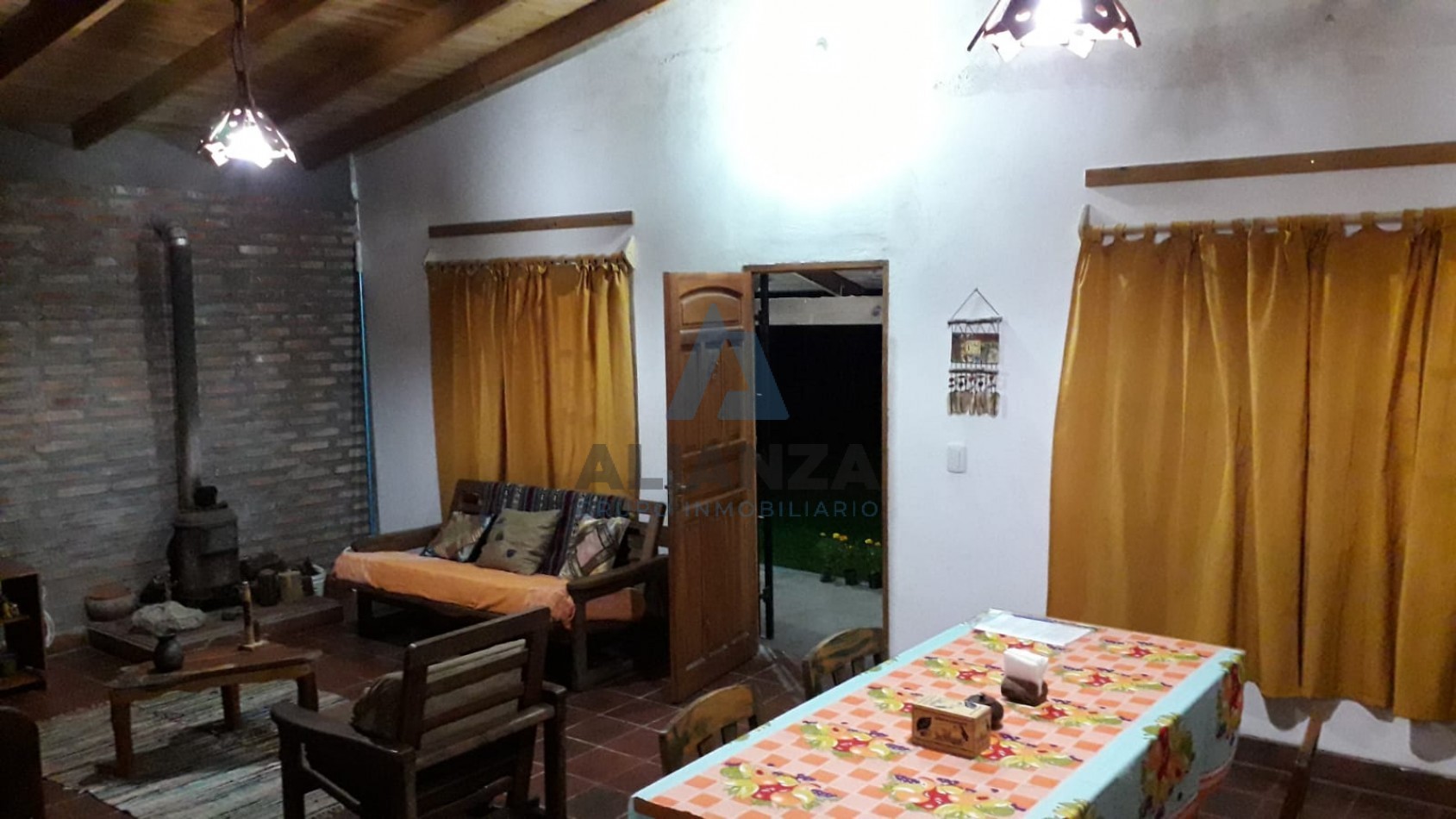 Casa en venta camino a Campo Quijano