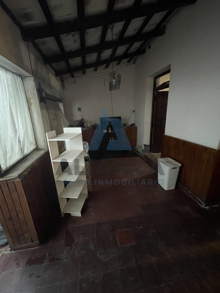 CASA CON DEPARTAMENTO EN PH