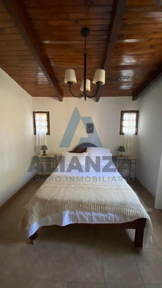 HERMOSA CASA A LA VENTA ZONA CABRA CORRAL