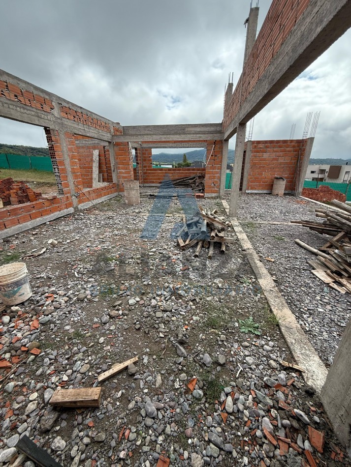 VENDO CASA EN CONSTRUCCION LUCINDA NORTE