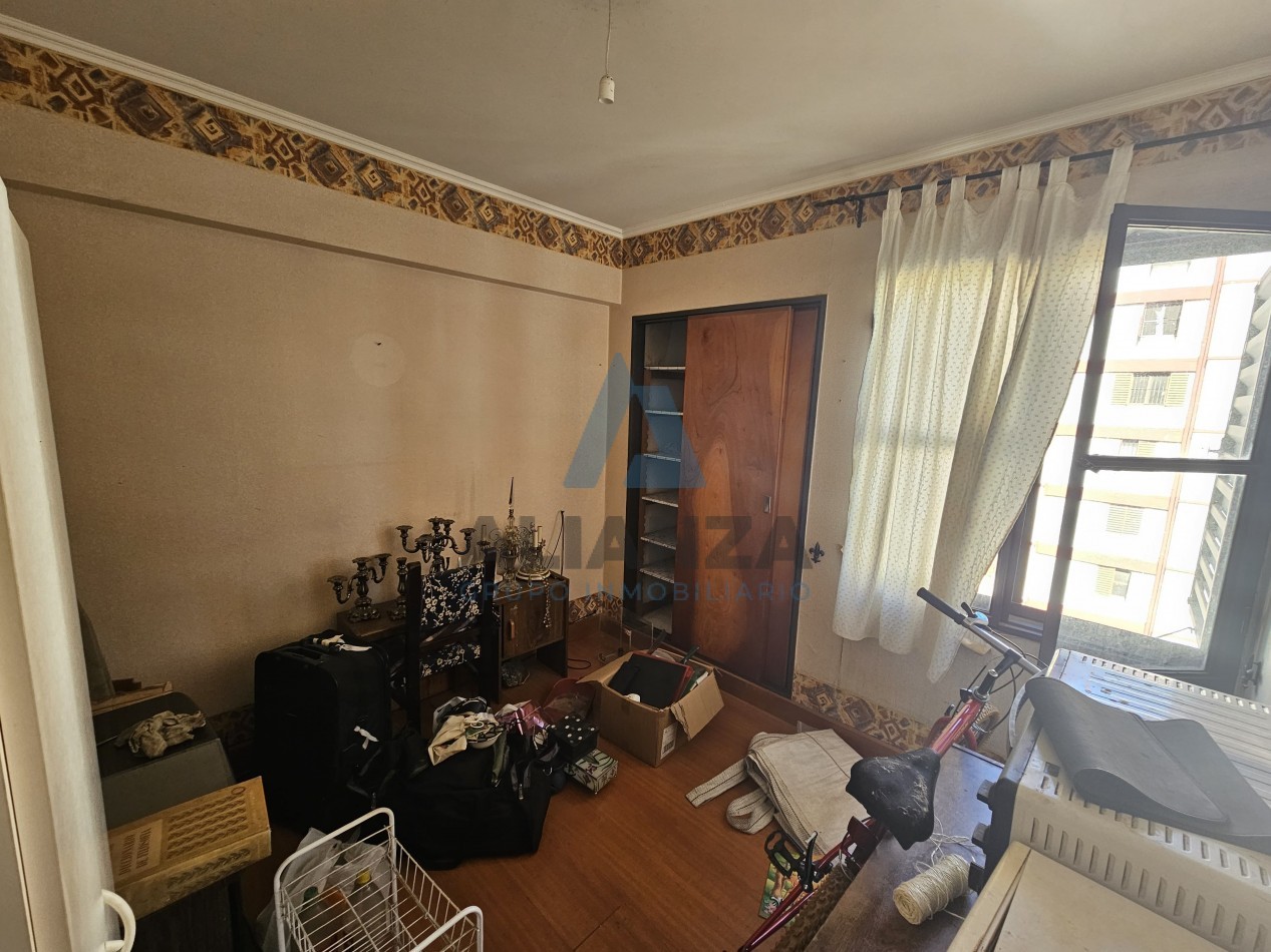 DEPARTAMENTO 4 DORMITORIOS GRAL. GUEMES 2200