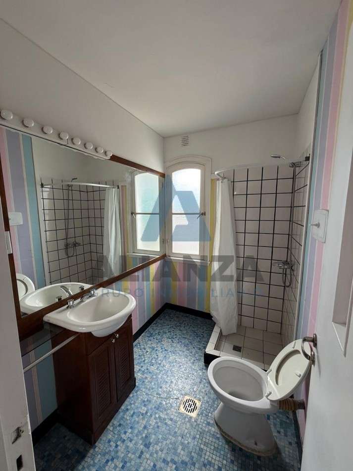 Departamento en venta- Frente a plaza 9 de Julio