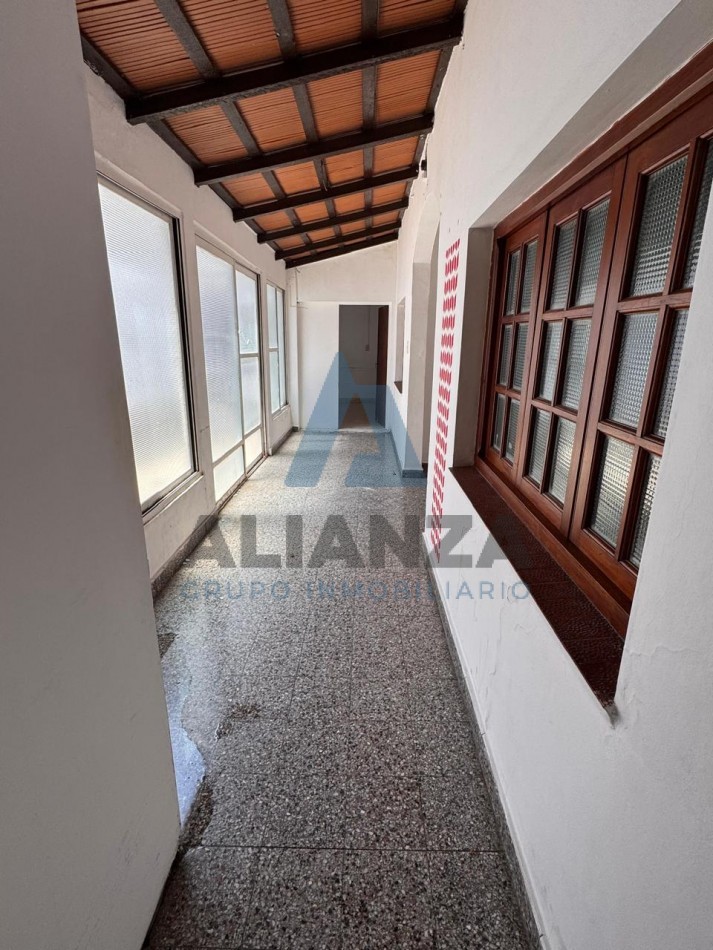 ALQUILER CASA PARA OFICINAS