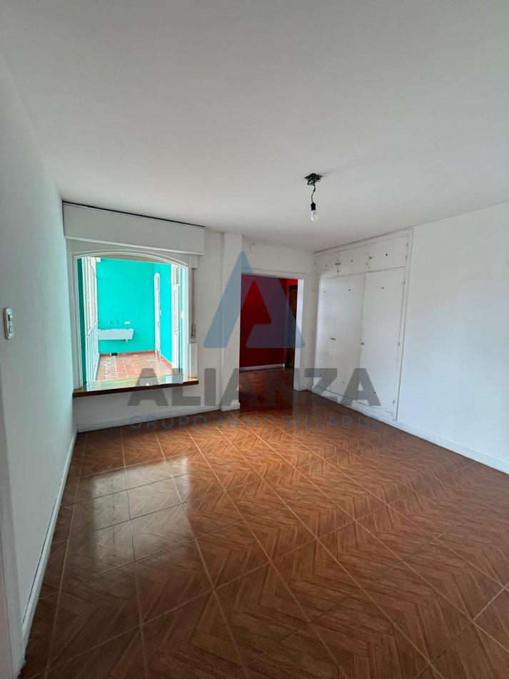 Departamento en venta- Frente a plaza 9 de Julio