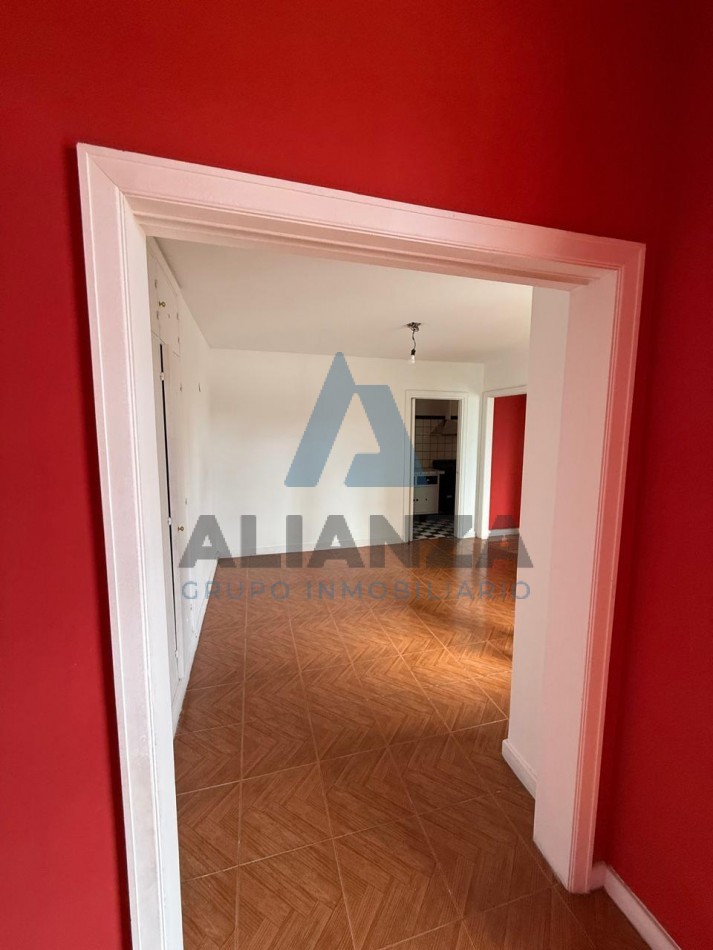 Departamento en venta- Frente a plaza 9 de Julio
