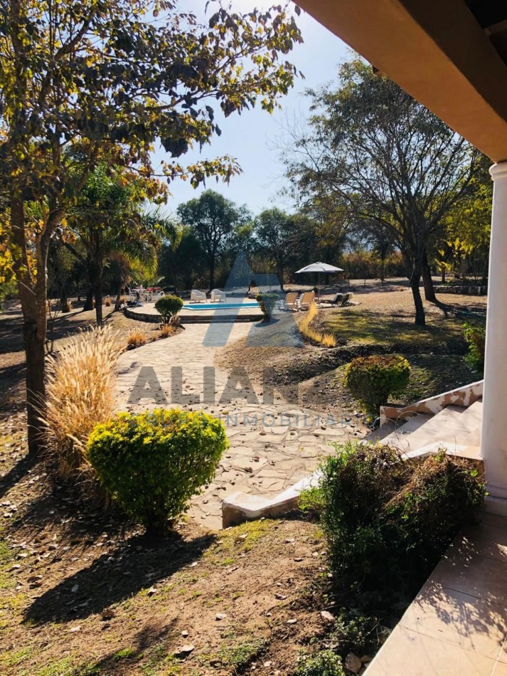 HERMOSA CASA A LA VENTA ZONA CABRA CORRAL