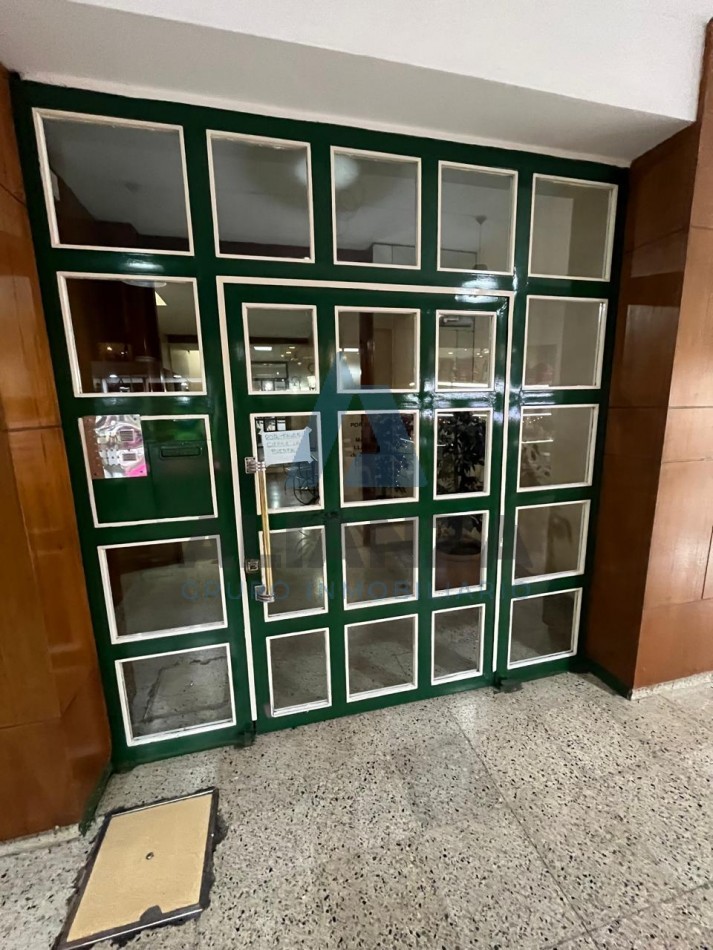 Departamento en venta- Frente a plaza 9 de Julio