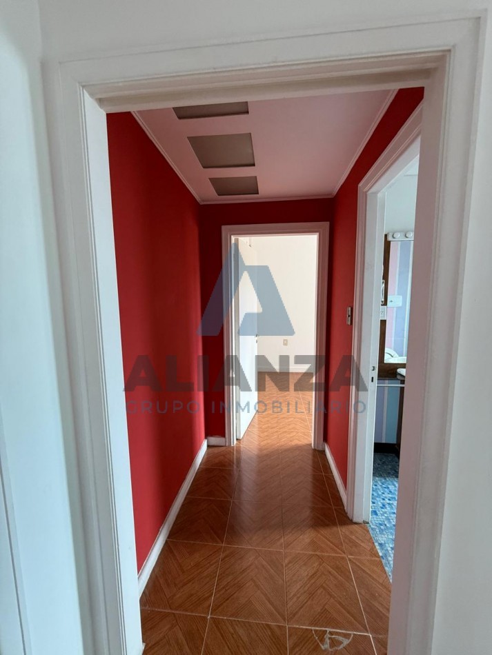 Departamento en venta- Frente a plaza 9 de Julio
