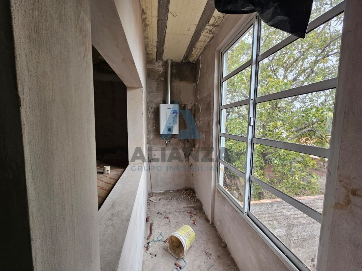 Casa a refaccionar en venta