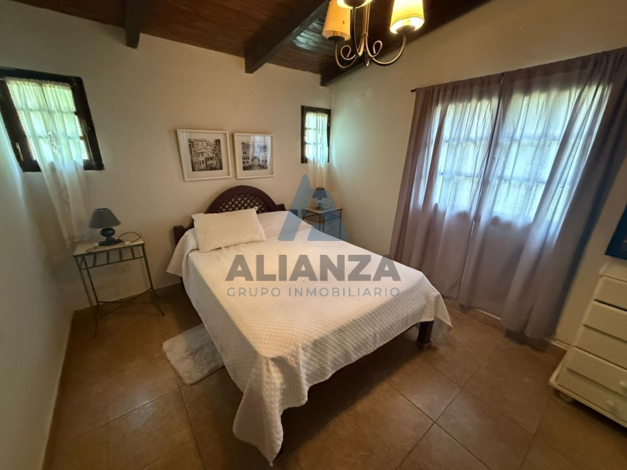 HERMOSA CASA A LA VENTA ZONA CABRA CORRAL