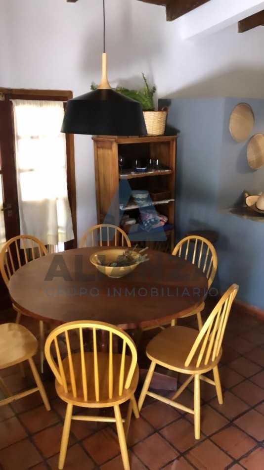 HERMOSA CASA A LA VENTA ZONA CABRA CORRAL