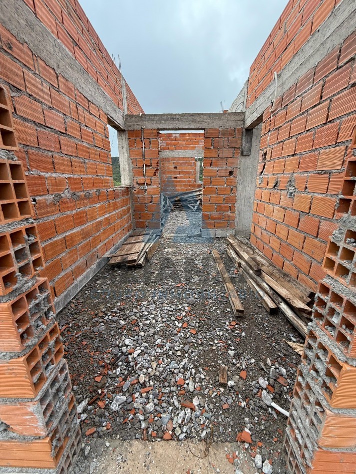 VENDO CASA EN CONSTRUCCION LUCINDA NORTE