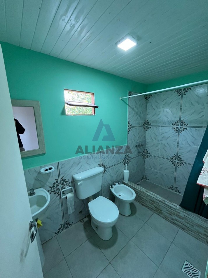Hermosa casa en venta en B. Cielos del Valle