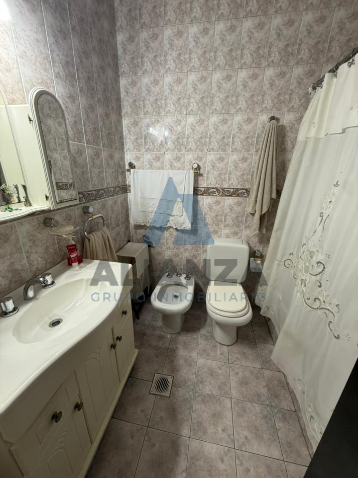 CASA EN VENTA MACROCENTRO