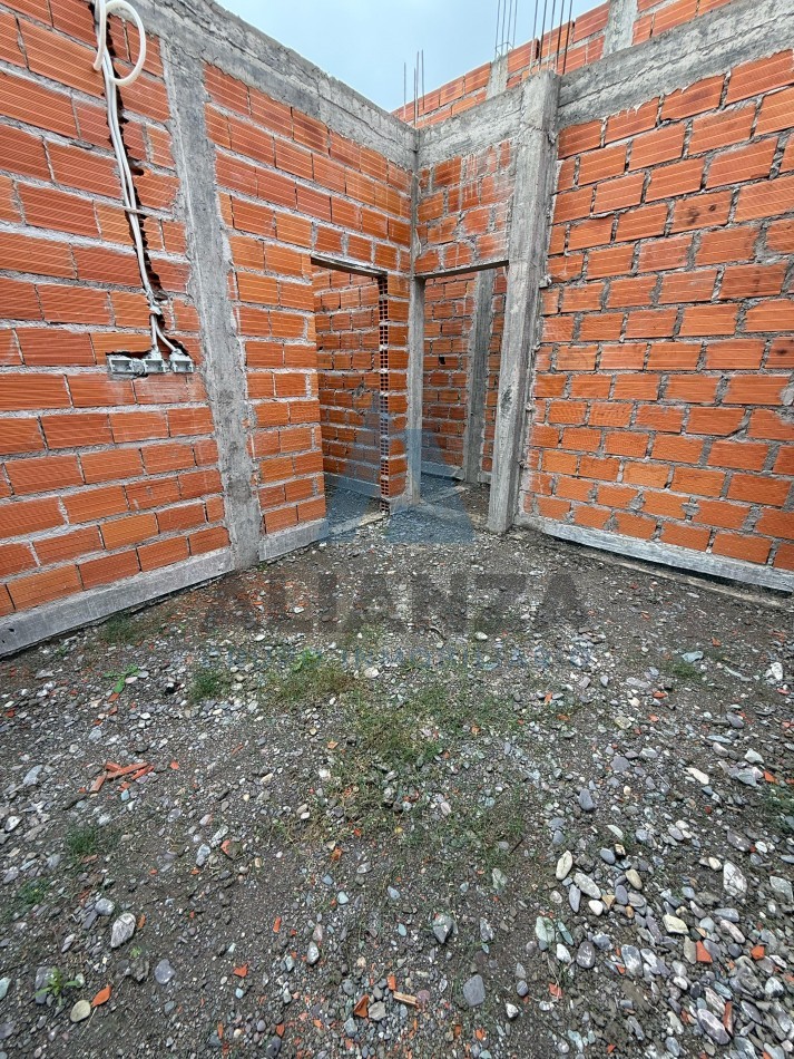 VENDO CASA EN CONSTRUCCION LUCINDA NORTE