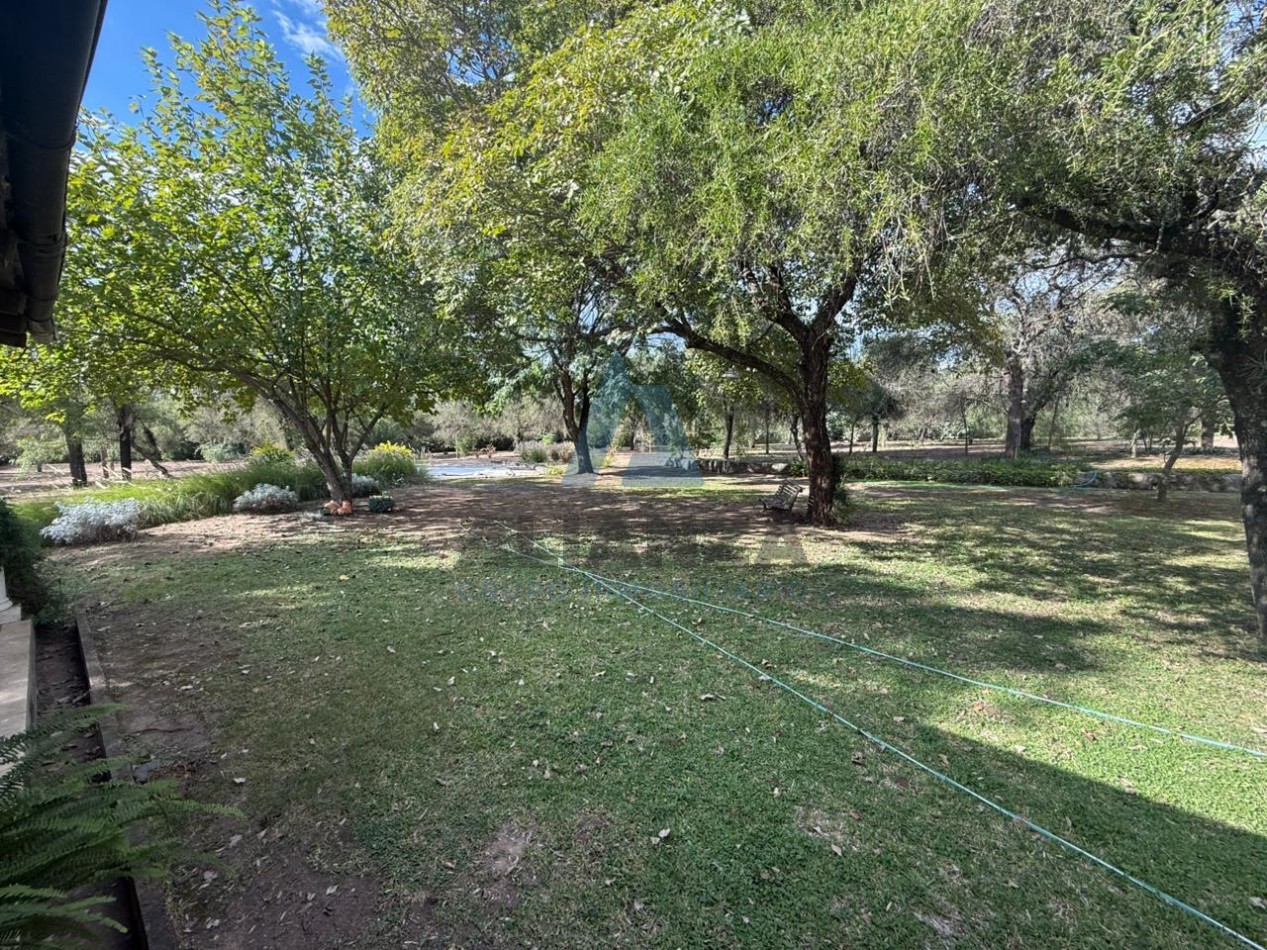 HERMOSA CASA A LA VENTA ZONA CABRA CORRAL