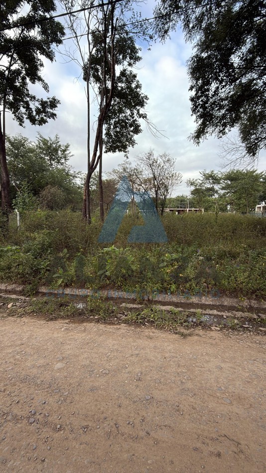 VENDO TERRRENO URBANIZACION LA ALMERIA 