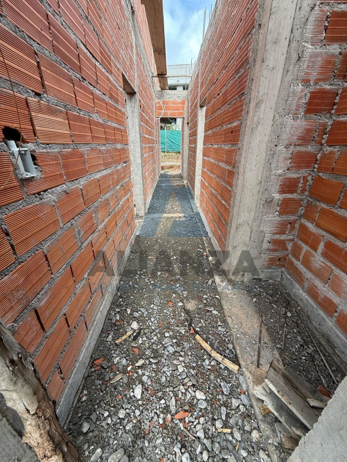 VENDO CASA EN CONSTRUCCION LUCINDA NORTE