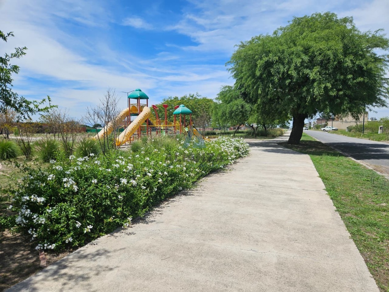 Lote en venta Via Aurelia