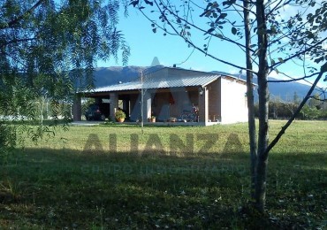 Casa en venta camino a Campo Quijano